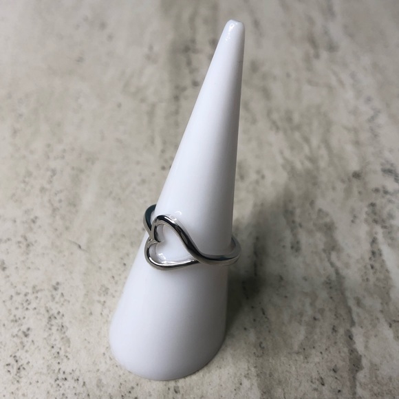 Jewelry - 925 Sterling Silver Heart Ring